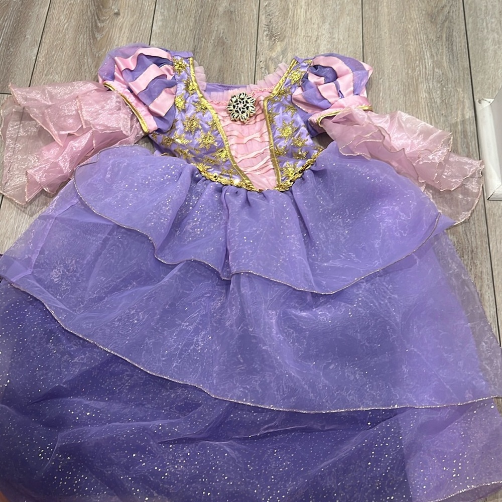 Disney Rapunzel costume size 5-6